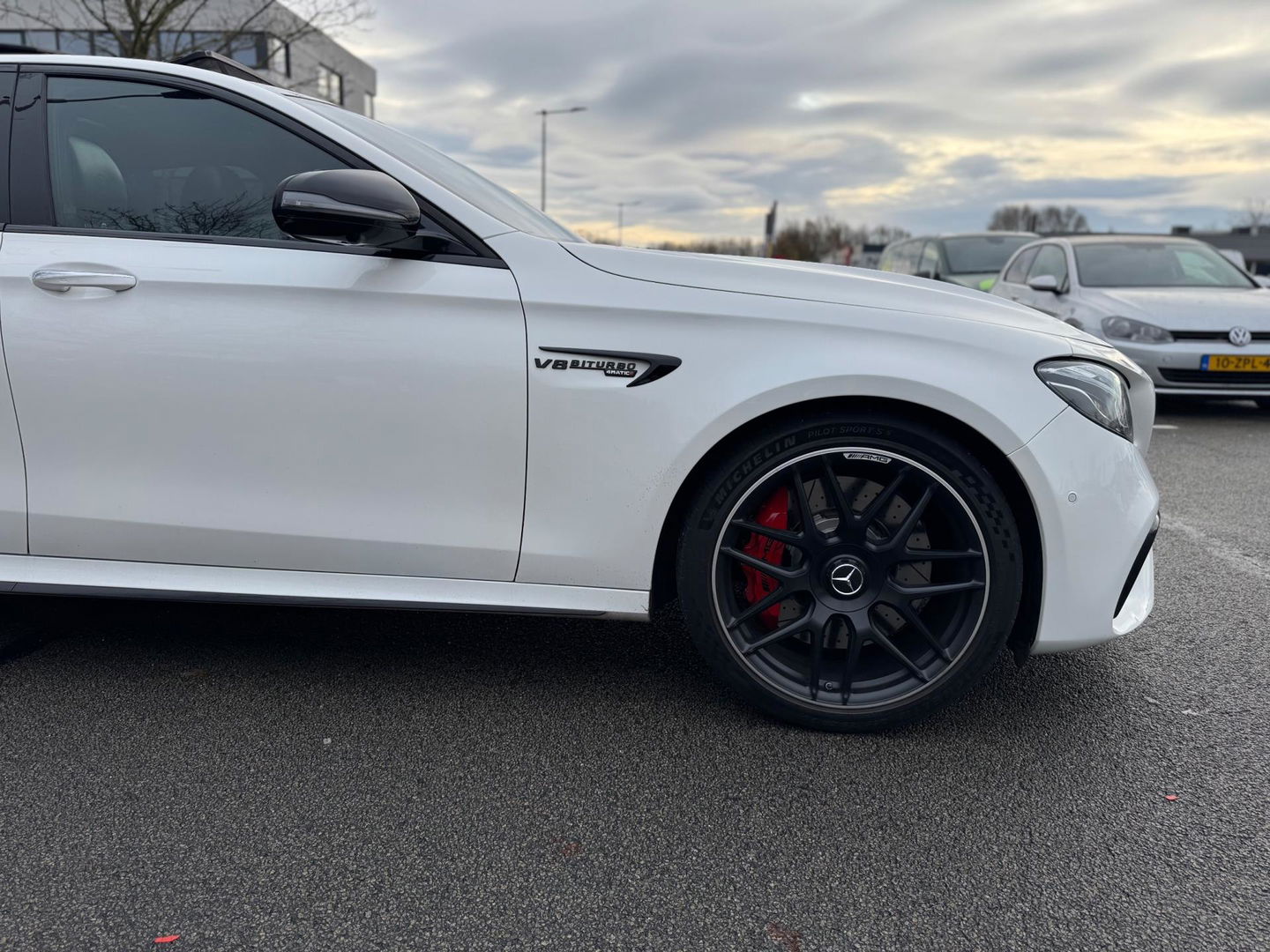 Mercedes-Benz E-Klasse AMG 63 S 4MATIC Softclose Panorama 360 Camera