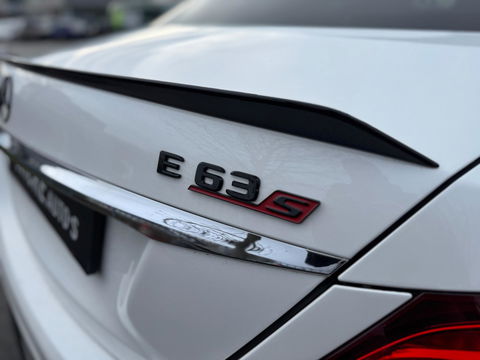 Mercedes-Benz E-Klasse AMG 63 S 4MATIC Softclose Panorama 360 Camera