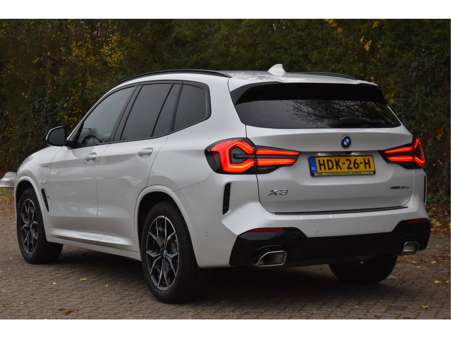 BMW X3 xDrive30e High Executive M-Sport 299 pk Driving Assistant | Camera | Elekt.trekhaak | Carplay | Leder | Adapt.CC | Full LED | Historie