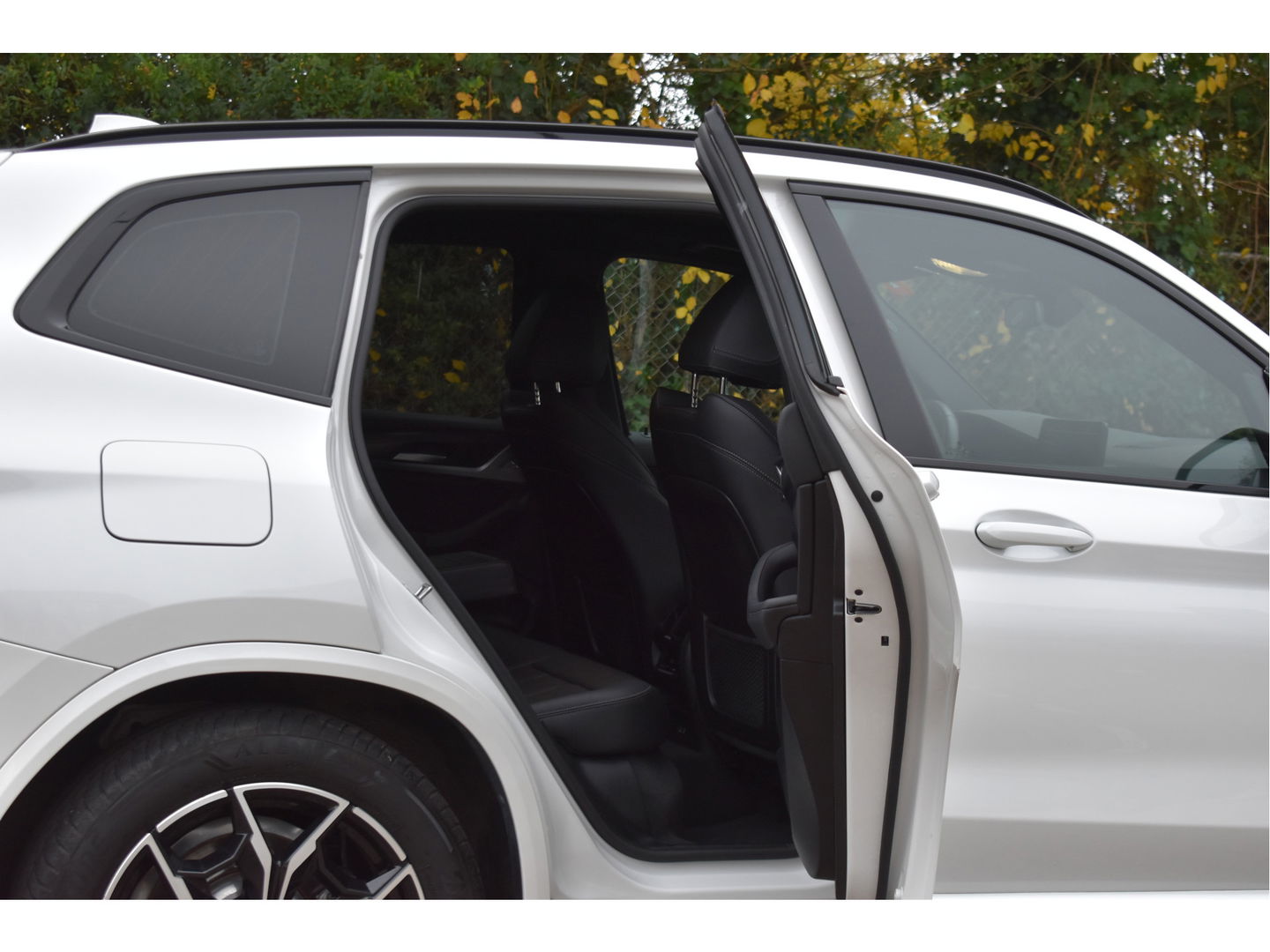 BMW X3 xDrive30e High Executive M-Sport 299 pk Driving Assistant | Camera | Elekt.trekhaak | Carplay | Leder | Adapt.CC | Full LED | Historie