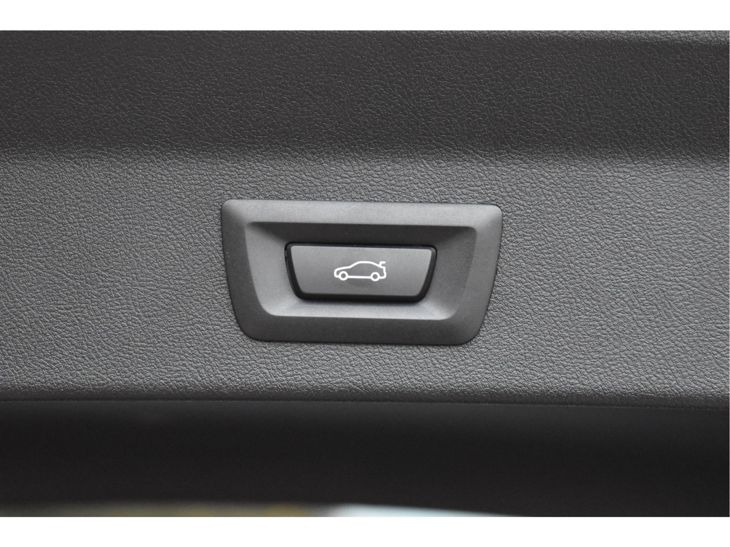 BMW X3 xDrive30e High Executive M-Sport 299 pk Driving Assistant | Camera | Elekt.trekhaak | Carplay | Leder | Adapt.CC | Full LED | Historie