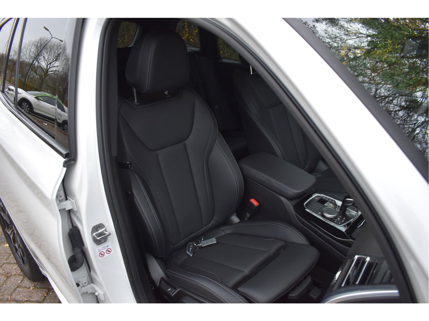 BMW X3 xDrive30e High Executive M-Sport 299 pk Driving Assistant | Camera | Elekt.trekhaak | Carplay | Leder | Adapt.CC | Full LED | Historie