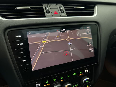 Škoda Octavia 1.0 TSI | Pano | Sfeer | Carplay | Camera | Clima | Canton | Cruise | Keyless | Trekh. | Stoelverw. | Parkeersens.