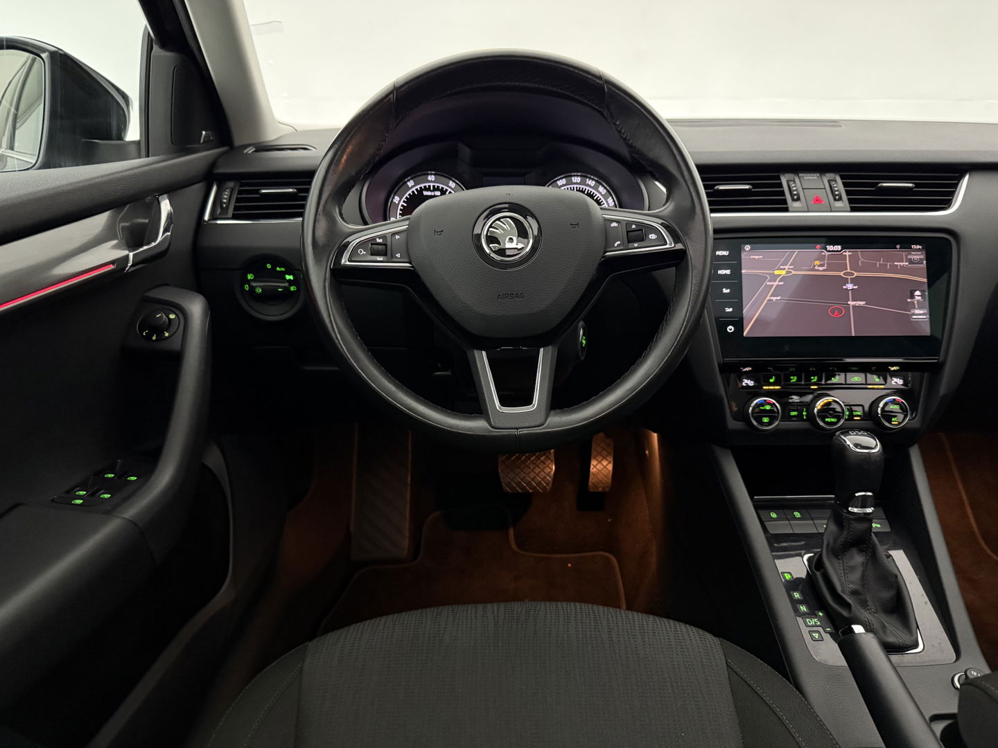 Škoda Octavia 1.0 TSI | Pano | Sfeer | Carplay | Camera | Clima | Canton | Cruise | Keyless | Trekh. | Stoelverw. | Parkeersens.