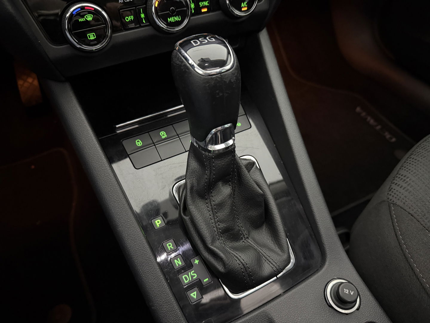 Škoda Octavia 1.0 TSI | Pano | Sfeer | Carplay | Camera | Clima | Canton | Cruise | Keyless | Trekh. | Stoelverw. | Parkeersens.