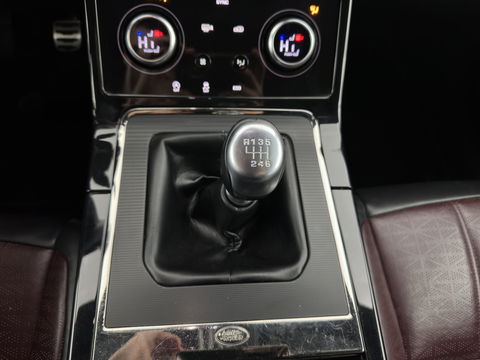 Land Rover Range Rover Evoque 2.0 D150 R-Dynamic *PANO | LUXURY-LEATHER | FULL-LED | NAVI-FULLMAP | CAMERA | KEYLESS | ECC | TOPVIEW | CARPLAY | HEATED-COMFORTSEATS | PDC | CRUISE | PRIVACY-GLASS | 20''ALU*