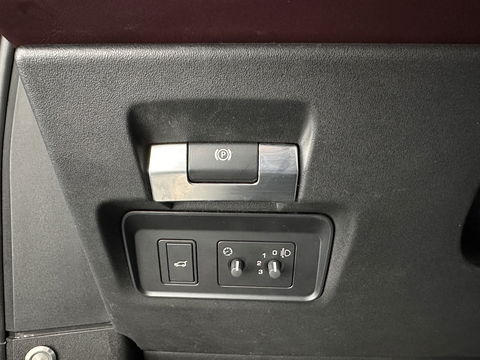 Land Rover Range Rover Evoque 2.0 D150 R-Dynamic *PANO | LUXURY-LEATHER | FULL-LED | NAVI-FULLMAP | CAMERA | KEYLESS | ECC | TOPVIEW | CARPLAY | HEATED-COMFORTSEATS | PDC | CRUISE | PRIVACY-GLASS | 20''ALU*