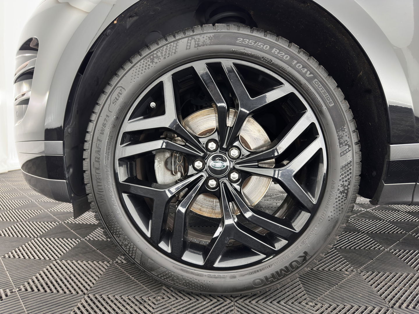 Land Rover Range Rover Evoque 2.0 D150 R-Dynamic *PANO | LUXURY-LEATHER | FULL-LED | NAVI-FULLMAP | CAMERA | KEYLESS | ECC | TOPVIEW | CARPLAY | HEATED-COMFORTSEATS | PDC | CRUISE | PRIVACY-GLASS | 20''ALU*