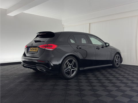 Mercedes-Benz A-Klasse 160 AMG-Sportpack Business-Solution (INCL-BTW) *WIDESCREEN-DIGI-COCKPIT | FULL-LED | LEATHER-MICROFIBRE | CAMERA | DYNAMIC-SELECT | CRUISE | HEATED-SPORTSEATS | PRIVACY-GLASS | DAB | AMBIENT-LIGHT | 18"ALU*