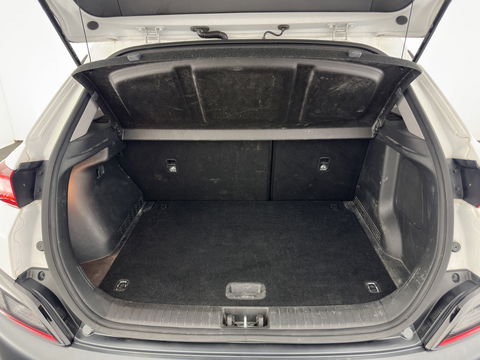 Hyundai KONA 1.6 GDI HEV Fashion (INCL-BTW) Aut. *NAVI-FULLMAP | DIGI-COCKPIT | FULL-LED | KEYLESS | CAMERA | HEAD-UP | SHIFT-PADDLES | DAB | COMFORT-SEATS | PRIVACY-GLASS | TOWBAR | 16 "ALU*