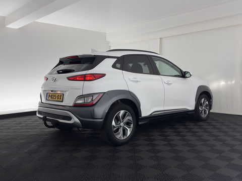 Hyundai KONA 1.6 GDI HEV Fashion (INCL-BTW) Aut. *NAVI-FULLMAP | DIGI-COCKPIT | FULL-LED | KEYLESS | CAMERA | HEAD-UP | SHIFT-PADDLES | DAB | COMFORT-SEATS | PRIVACY-GLASS | TOWBAR | 16 "ALU*