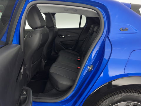 Peugeot e-208 EV Allure 50 kWh {SOH-91%} Aut *FULL-LED | DIGI-COCKPIT | BLINDSPOT | CAMERA | NAVI-FULLMAP | LANE-ASSIST | KEYLESS | DAB | CCS-FASTLOADER | TOP-VIEW | AMBIENT-LIGHT | PRIVACY-GLASS | 17"ALU*