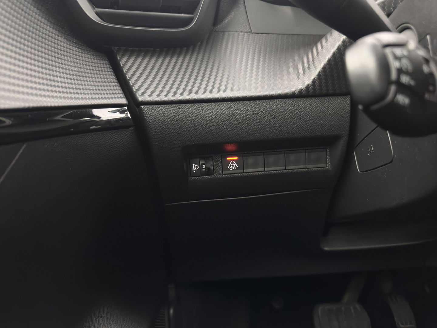 Peugeot e-208 EV Allure 50 kWh {SOH-91%} Aut *FULL-LED | DIGI-COCKPIT | BLINDSPOT | CAMERA | NAVI-FULLMAP | LANE-ASSIST | KEYLESS | DAB | CCS-FASTLOADER | TOP-VIEW | AMBIENT-LIGHT | PRIVACY-GLASS | 17"ALU*