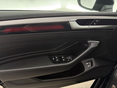 Volkswagen Arteon Shooting Brake 1.4 TSI eHybrid R-Line | Pano | Sfeer | HuD | Massage | Virtual | Trekh. | Carplay | Camera