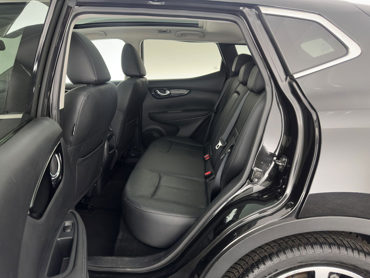 Nissan QASHQAI 1.2 Tekna + *PANO | LUXURY-LEATHER | NAVI-FULLMAP | FULL-LED | PRIVACY-GLASS | AMBIENT-LIGHT | HEATED-COMFORTSEATS | TOPVIEW | LANE-ASSIST | CRUISE | KEYLESS | DAB | ECC | 19"ALU*