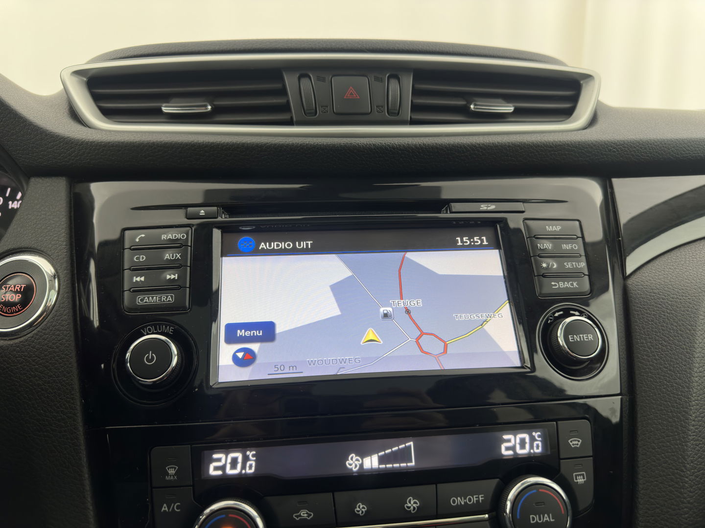 Nissan QASHQAI 1.2 Tekna + *PANO | LUXURY-LEATHER | NAVI-FULLMAP | FULL-LED | PRIVACY-GLASS | AMBIENT-LIGHT | HEATED-COMFORTSEATS | TOPVIEW | LANE-ASSIST | CRUISE | KEYLESS | DAB | ECC | 19"ALU*