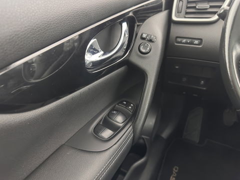 Nissan QASHQAI 1.2 Tekna + *PANO | LUXURY-LEATHER | NAVI-FULLMAP | FULL-LED | PRIVACY-GLASS | AMBIENT-LIGHT | HEATED-COMFORTSEATS | TOPVIEW | LANE-ASSIST | CRUISE | KEYLESS | DAB | ECC | 19"ALU*