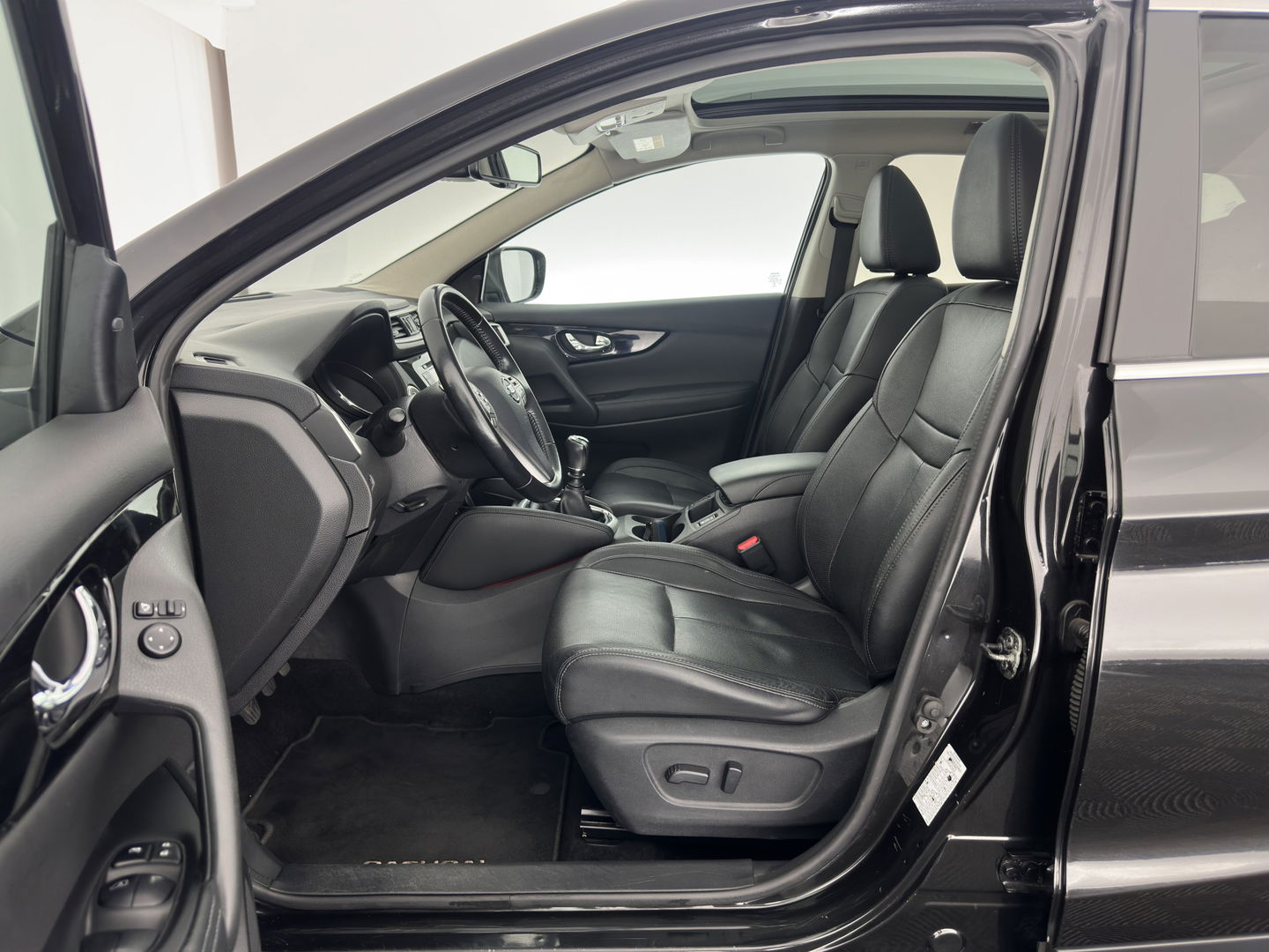 Nissan QASHQAI 1.2 Tekna + *PANO | LUXURY-LEATHER | NAVI-FULLMAP | FULL-LED | PRIVACY-GLASS | AMBIENT-LIGHT | HEATED-COMFORTSEATS | TOPVIEW | LANE-ASSIST | CRUISE | KEYLESS | DAB | ECC | 19"ALU*