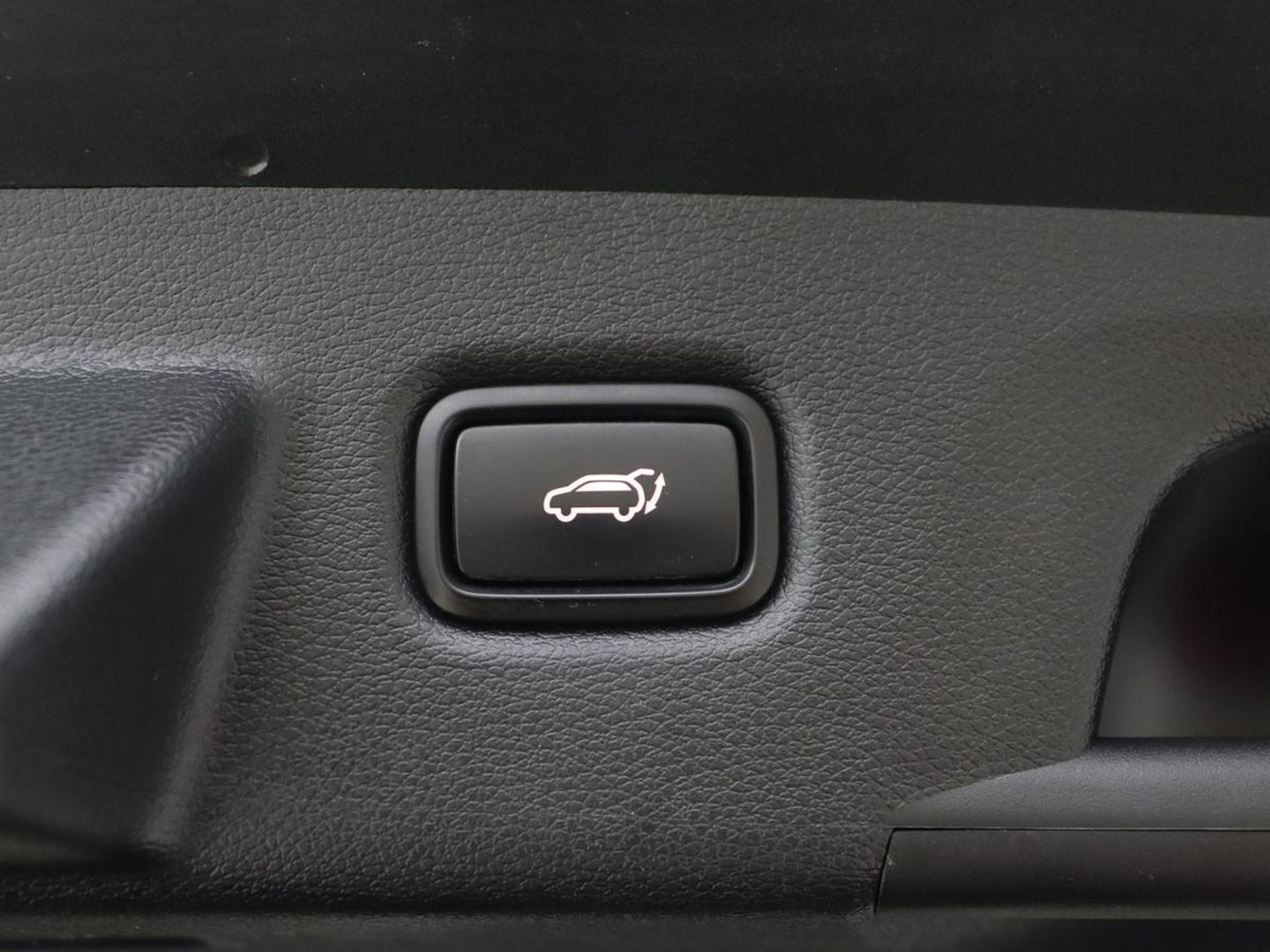 Kia Xceed 1.6 GDi PHEV ExecutiveLine | Stoelventilatie | Leder | Adaptive cruise | Camera | Memory | Achterbankverwarming | Full LED | Keyless | Stuurverwarming | Navigatie | Plug In