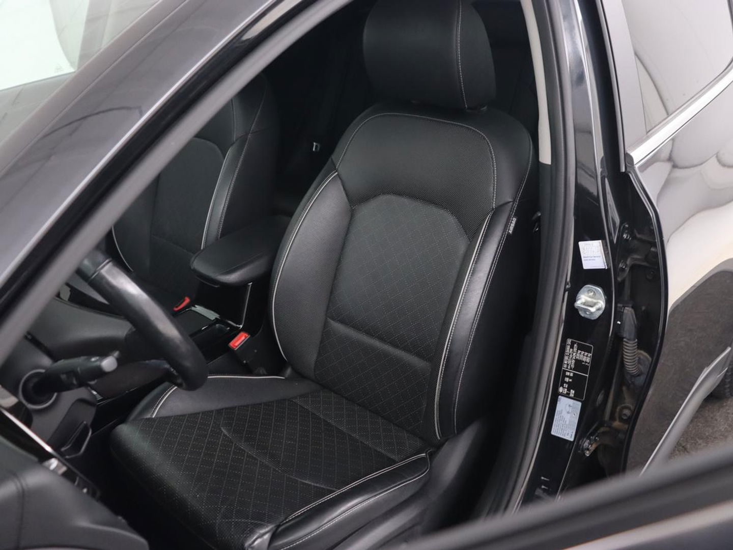 Kia Xceed 1.6 GDi PHEV ExecutiveLine | Stoelventilatie | Leder | Adaptive cruise | Camera | Memory | Achterbankverwarming | Full LED | Keyless | Stuurverwarming | Navigatie | Plug In