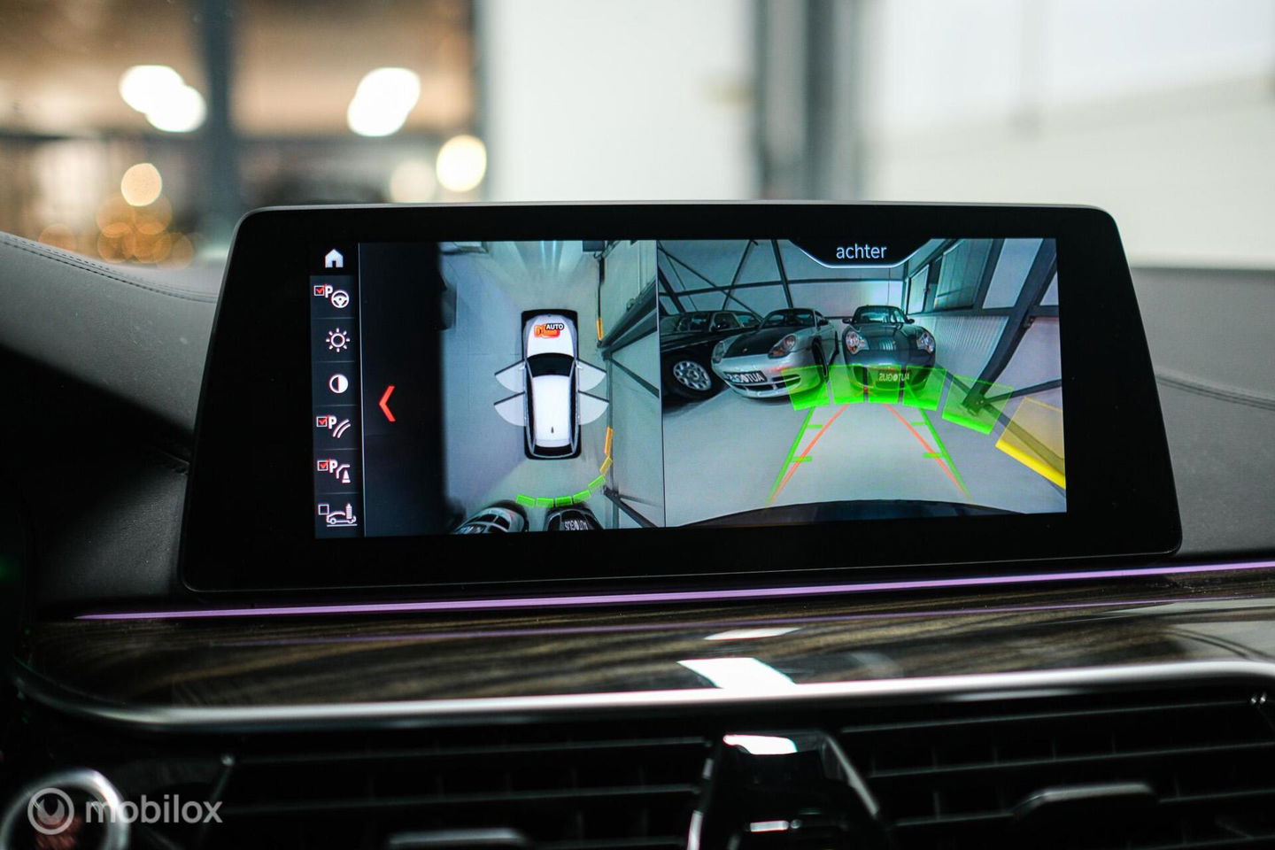 BMW 5 Serie Touring 540d xDrive High Executive | B&W audio | Adaptive | HUD | 360 camera | Carbon Black | Panoramadak | Stoelkoeling | LED |