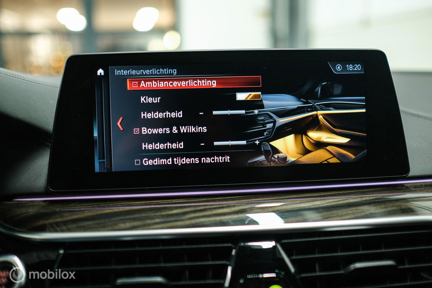 BMW 5 Serie Touring 540d xDrive High Executive | B&W audio | Adaptive | HUD | 360 camera | Carbon Black | Panoramadak | Stoelkoeling | LED |