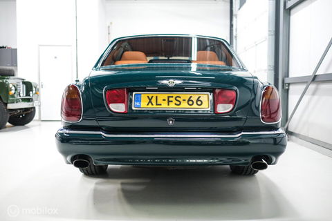 Bentley Arnage 4.5 V8 Green Label | First owner | Green over tan | Original dutch delivered | Mulsanne Green | Green Carpets | Service History