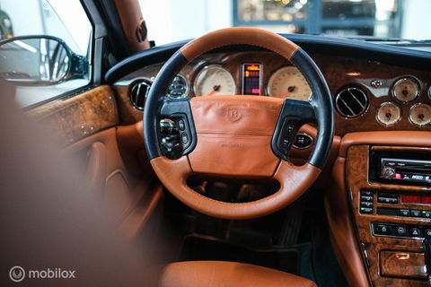 Bentley Arnage 4.5 V8 Green Label | First owner | Green over tan | Original dutch delivered | Mulsanne Green | Green Carpets | Service History