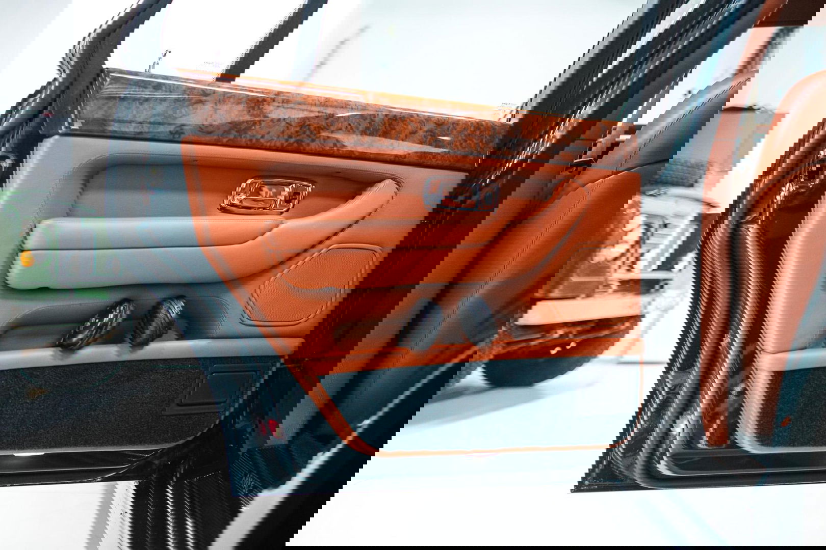 Bentley Arnage 4.5 V8 Green Label | First owner | Green over tan | Original dutch delivered | Mulsanne Green | Green Carpets | Service History