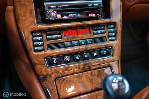 Bentley Arnage 4.5 V8 Green Label | First owner | Green over tan | Original dutch delivered | Mulsanne Green | Green Carpets | Service History