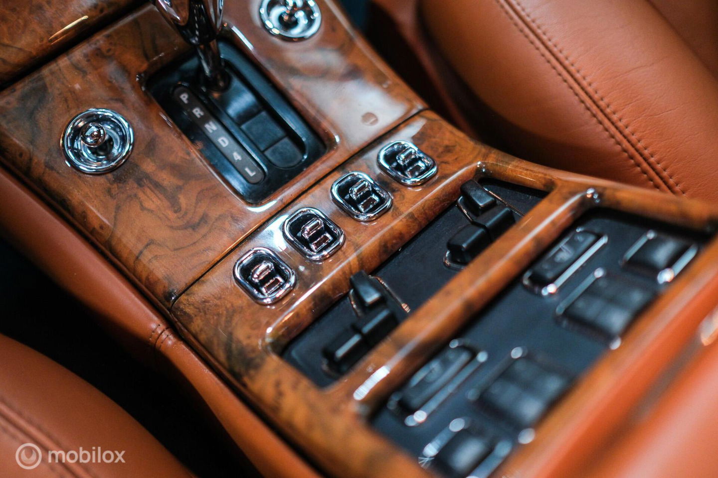 Bentley Arnage 4.5 V8 Green Label | First owner | Green over tan | Original dutch delivered | Mulsanne Green | Green Carpets | Service History