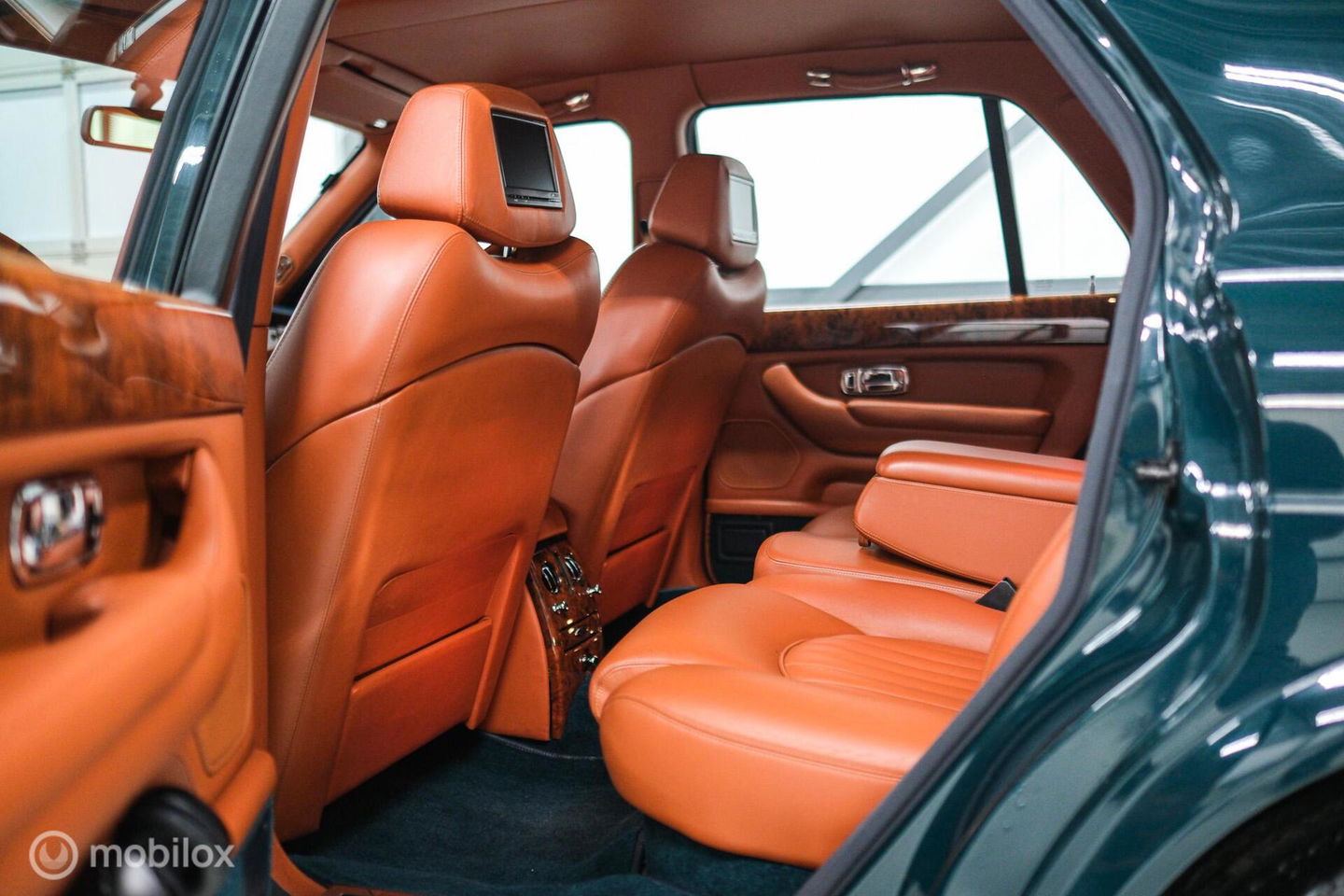 Bentley Arnage 4.5 V8 Green Label | First owner | Green over tan | Original dutch delivered | Mulsanne Green | Green Carpets | Service History