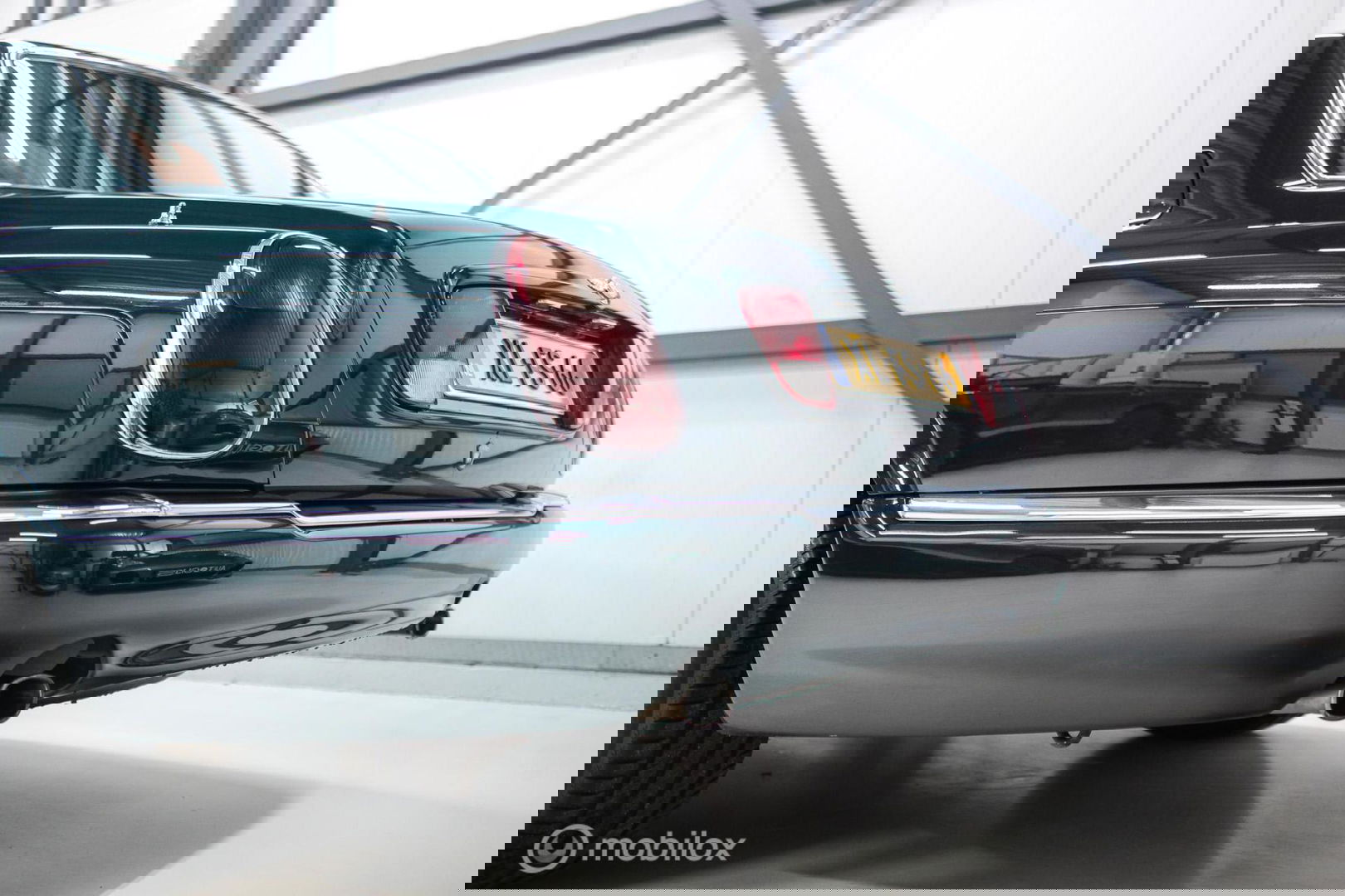 Bentley Arnage 4.5 V8 Green Label | First owner | Green over tan | Original dutch delivered | Mulsanne Green | Green Carpets | Service History