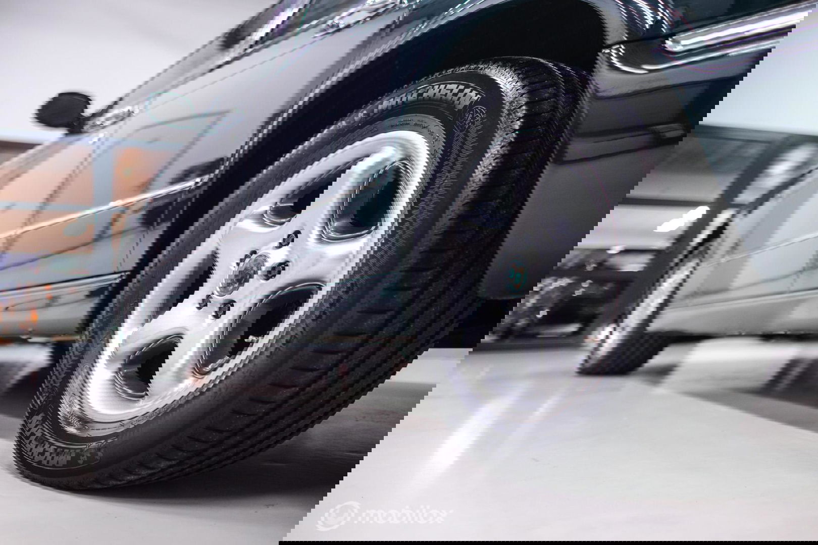 Bentley Arnage 4.5 V8 Green Label | First owner | Green over tan | Original dutch delivered | Mulsanne Green | Green Carpets | Service History