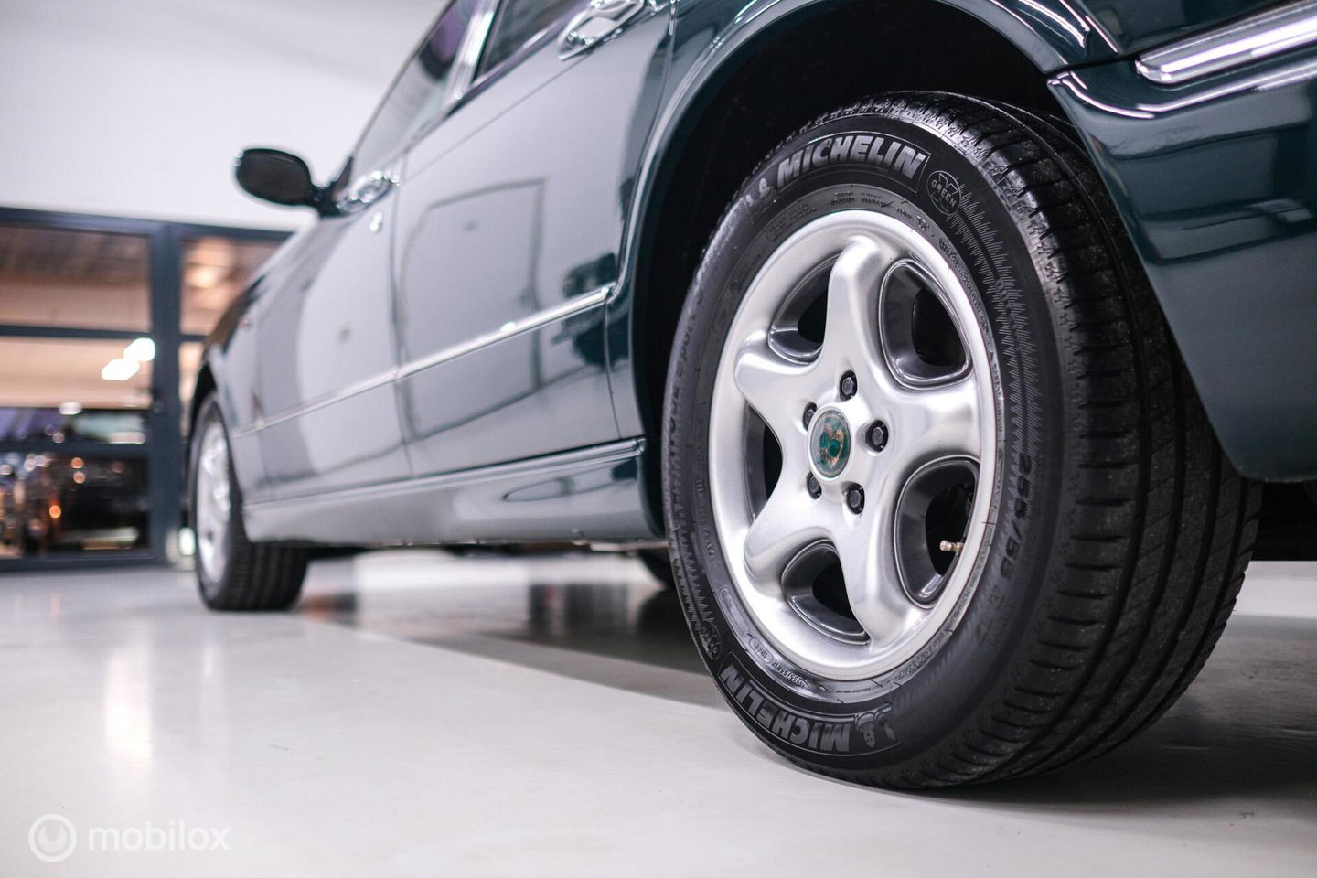 Bentley Arnage 4.5 V8 Green Label | First owner | Green over tan | Original dutch delivered | Mulsanne Green | Green Carpets | Service History