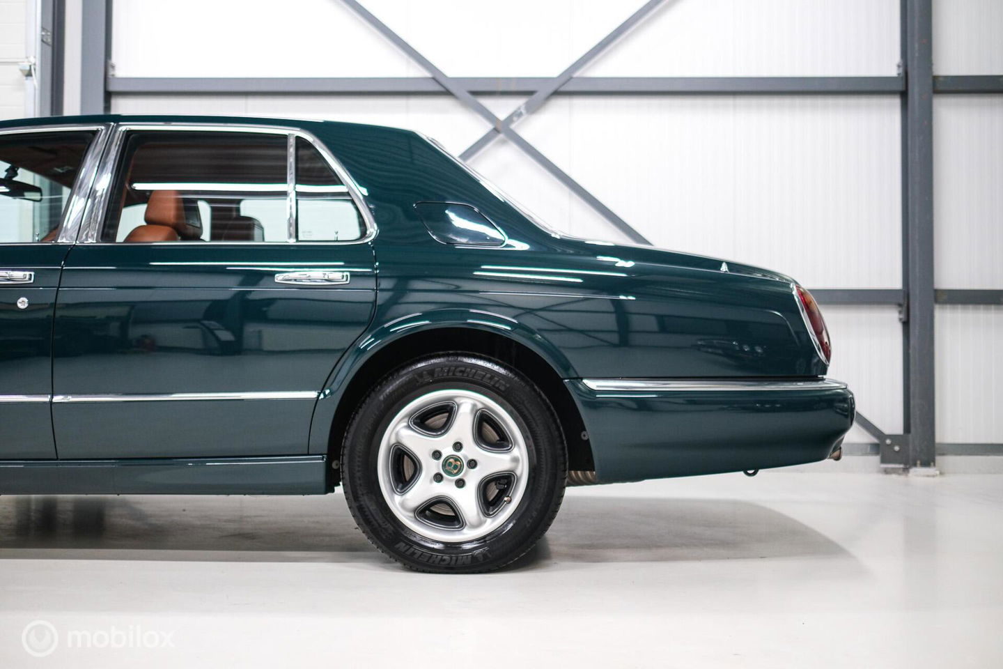 Bentley Arnage 4.5 V8 Green Label | First owner | Green over tan | Original dutch delivered | Mulsanne Green | Green Carpets | Service History