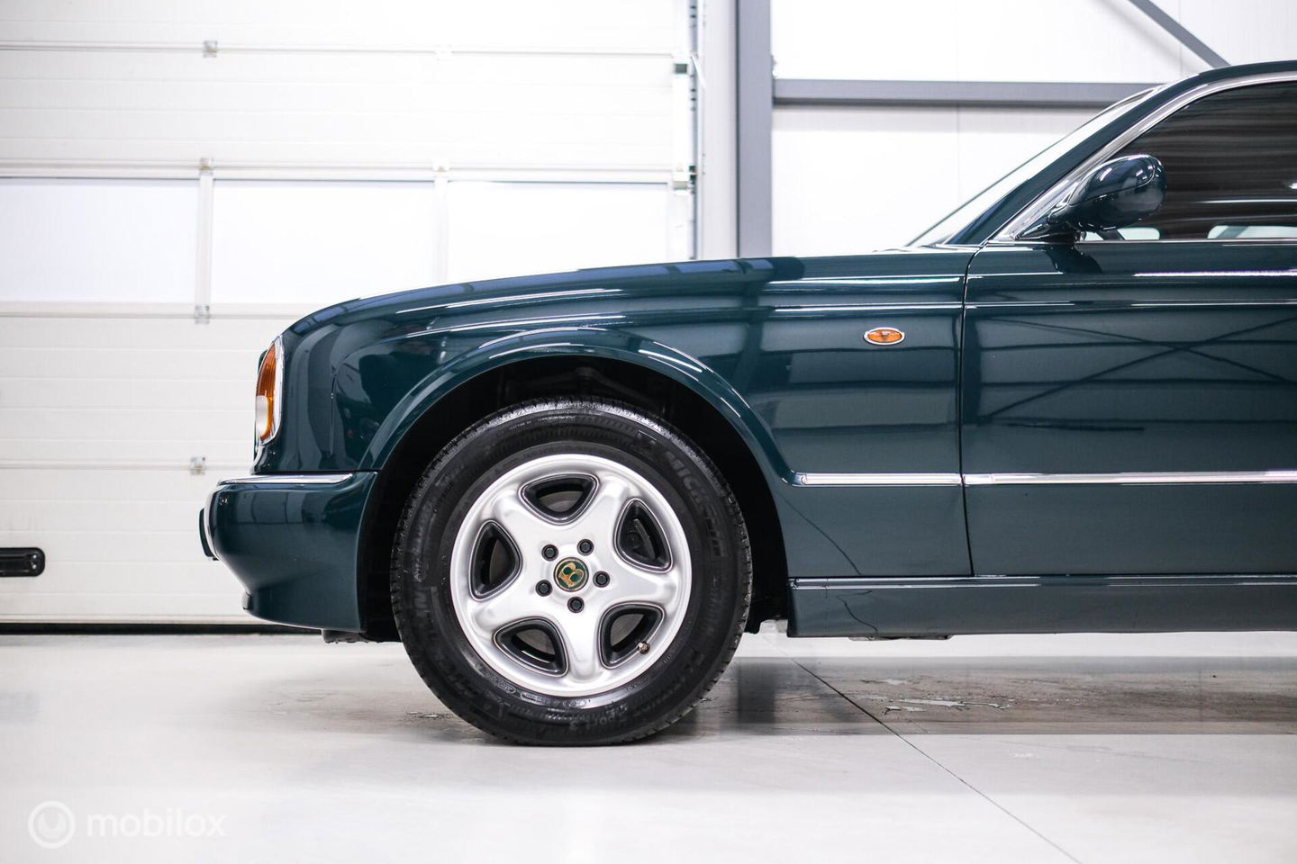 Bentley Arnage 4.5 V8 Green Label | First owner | Green over tan | Original dutch delivered | Mulsanne Green | Green Carpets | Service History