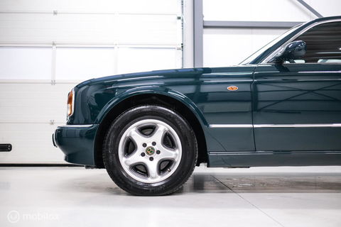 Bentley Arnage 4.5 V8 Green Label | First owner | Green over tan | Original dutch delivered | Mulsanne Green | Green Carpets | Service History