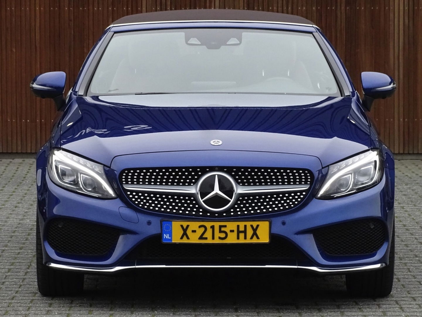 Mercedes-Benz C-Klasse Cabrio 400 334PK 4-Matic AMG / Premium Plus