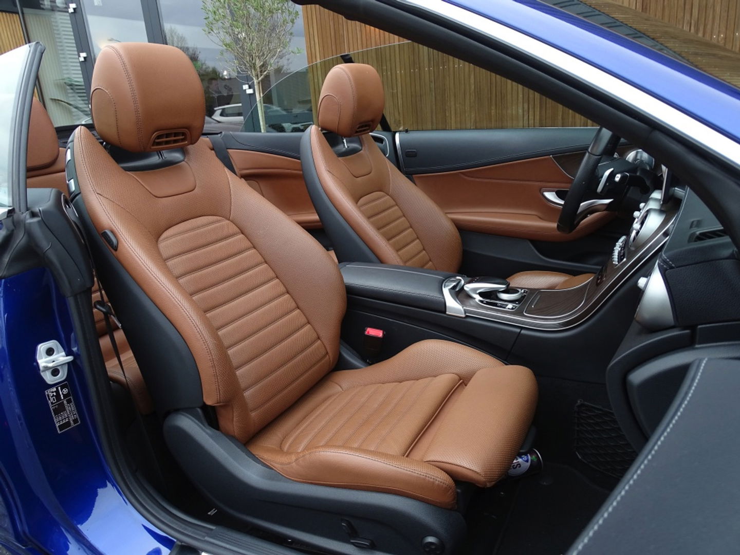 Mercedes-Benz C-Klasse Cabrio 400 334PK 4-Matic AMG / Premium Plus