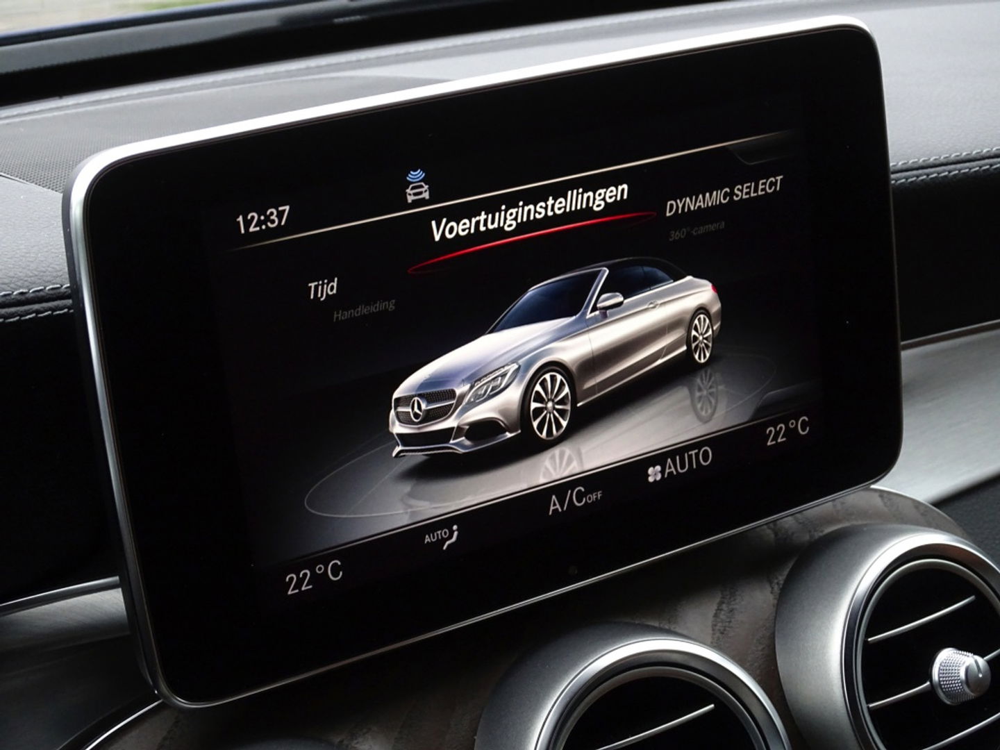 Mercedes-Benz C-Klasse Cabrio 400 334PK 4-Matic AMG / Premium Plus