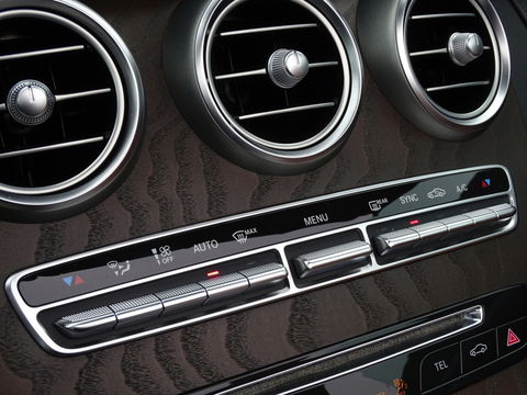 Mercedes-Benz C-Klasse Cabrio 400 334PK 4-Matic AMG / Premium Plus