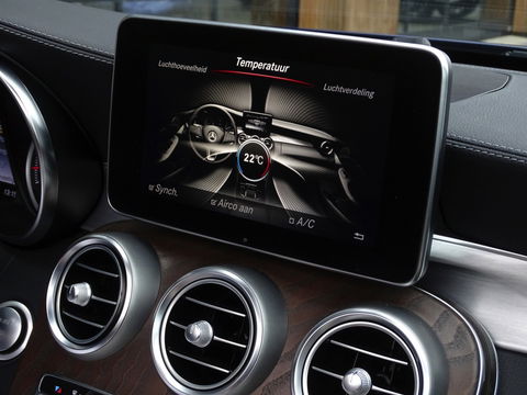 Mercedes-Benz C-Klasse Cabrio 400 334PK 4-Matic AMG / Premium Plus