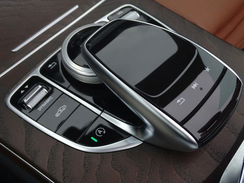 Mercedes-Benz C-Klasse Cabrio 400 334PK 4-Matic AMG / Premium Plus