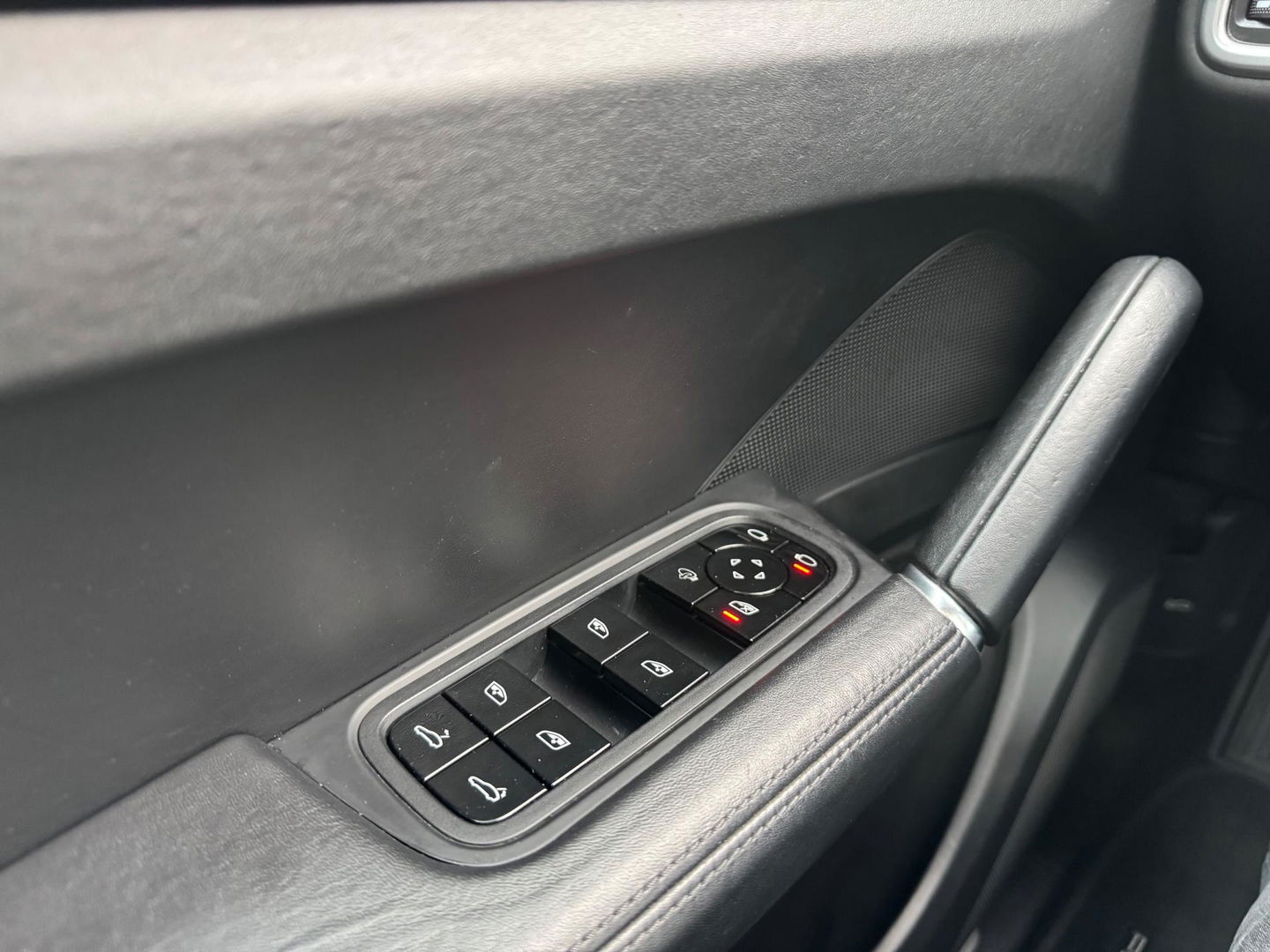 Porsche Cayenne 3.0 340PK Panorama 360 Camera Led Navi Dealer OH