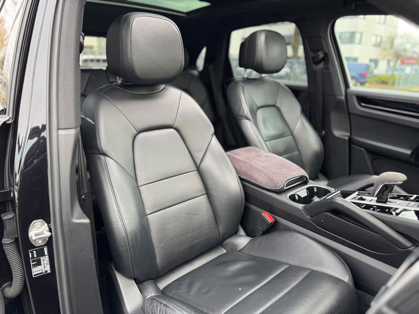 Porsche Cayenne 3.0 340PK Panorama 360 Camera Led Navi Dealer OH