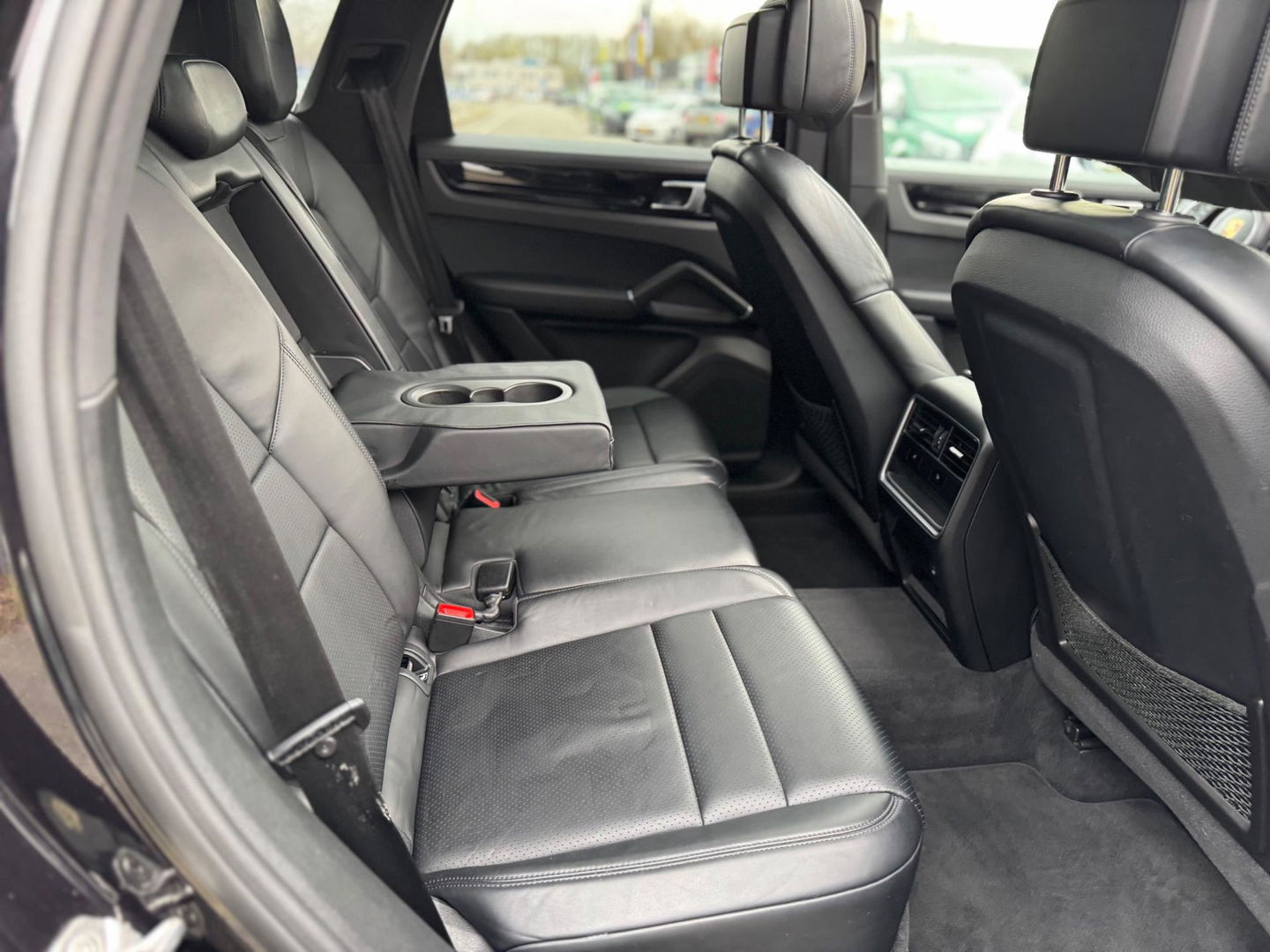 Porsche Cayenne 3.0 340PK Panorama 360 Camera Led Navi Dealer OH