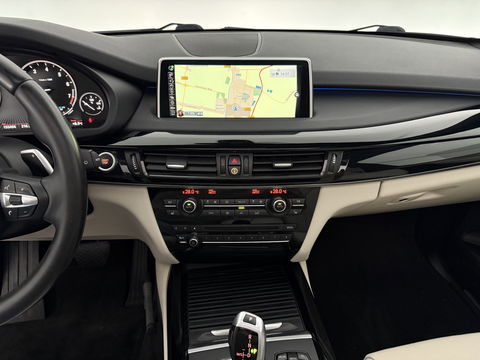 BMW X5 xDrive40e High Executive M-Sport | H/K | Memory | HuD | Pano | Sfeer | Camera | Trekh. | Cruise | Stoelverw. | Keyless