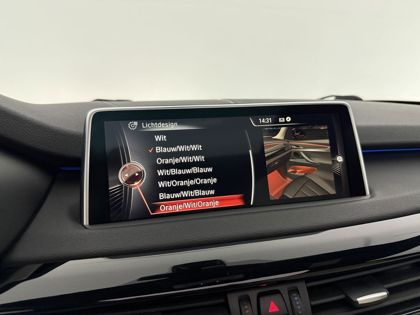 BMW X5 xDrive40e High Executive M-Sport | H/K | Memory | HuD | Pano | Sfeer | Camera | Trekh. | Cruise | Stoelverw. | Keyless