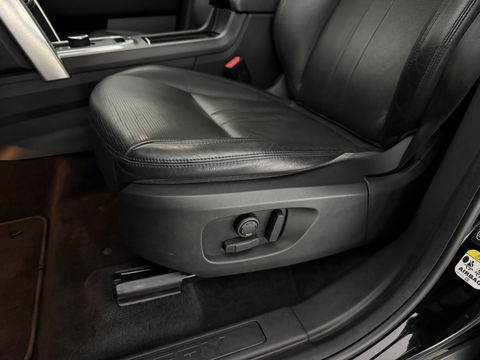 Land Rover Discovery 2.0 TD4 HSE Luxury 7p. | Pano | Camera | Trekh. | Stoelverw. | Meridian | Leder